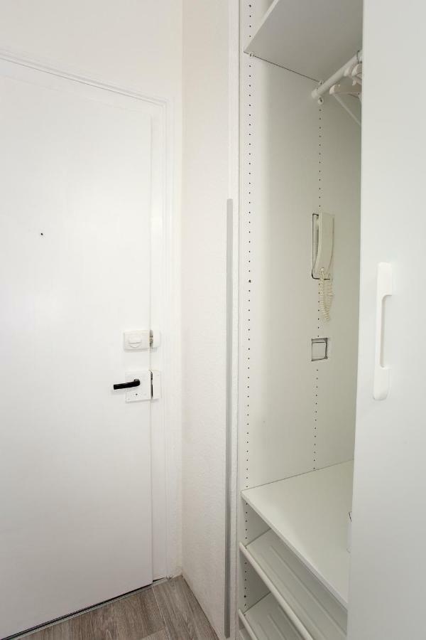 Ferienwohnung Nuernberg, Nahe U-Bahn Nuremberga Exterior foto